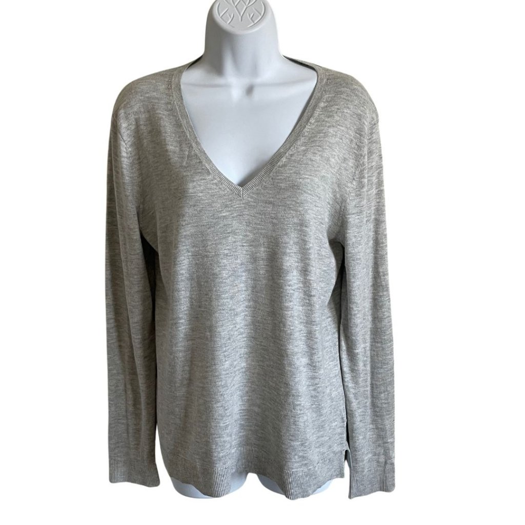 The Line By Marcus Lemonis Baldassare Grey Silk Blend Sweater V-Neck Size L
